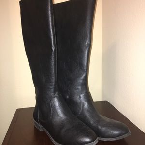 Black riding boots, American Eagle!